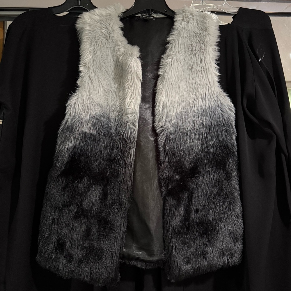 Ombré black and grey faux fur vest